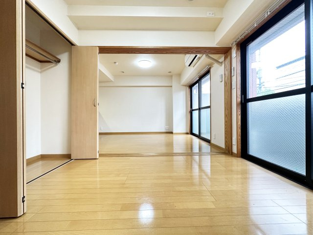 アドレスハリマヤの内装