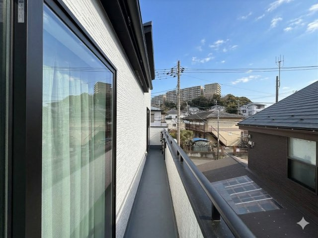 戸塚区前田町　新築戸建てのバルコニー|◆日当たり良好なバルコニー！毎日のお洗濯にも嬉しいですね！