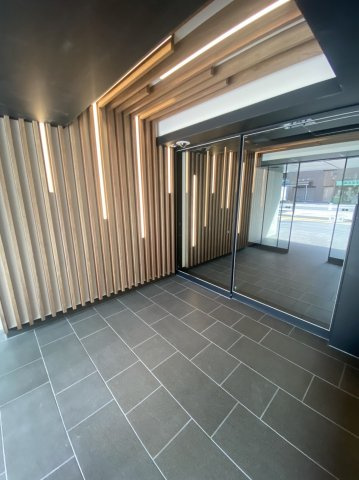 プラウドフラット文京千駄木のエントランス