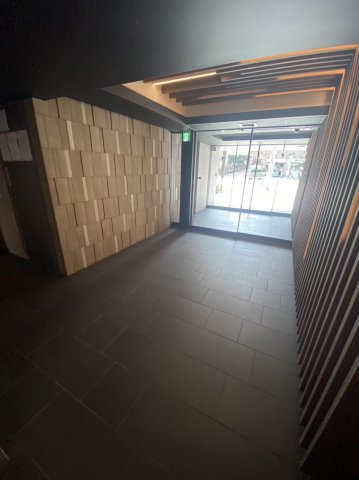 プラウドフラット文京千駄木のエントランス