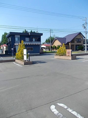カーサ　フルジェンテⅠのエントランス|清潔なエントランスです