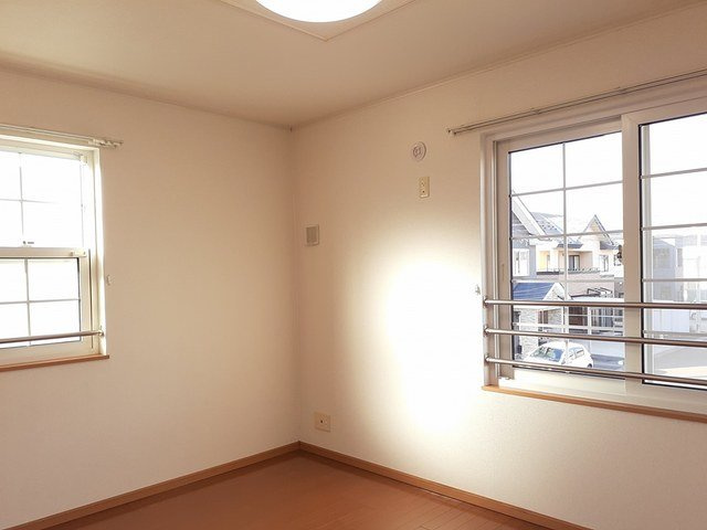 ブローテⅡの内装|明るい室内です