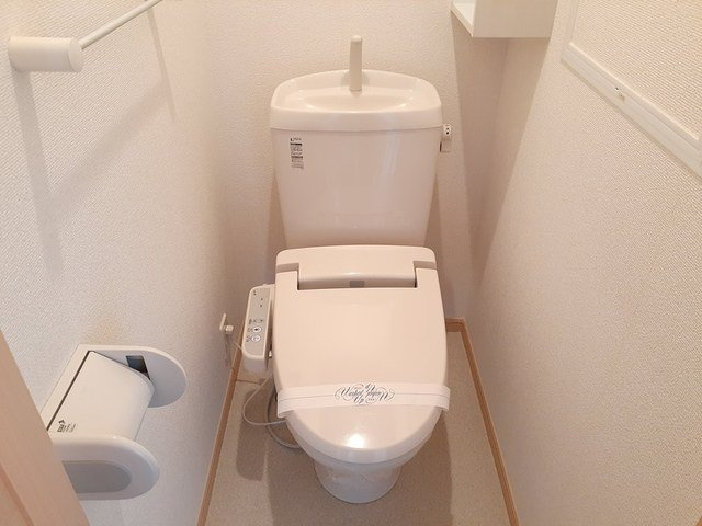 マルシェＦのトイレ|コンパクトで使いやすいトイレです