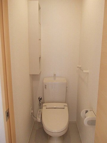 フル－ル　ドゥ　スリジェのトイレ|シンプルで使いやすいトイレです