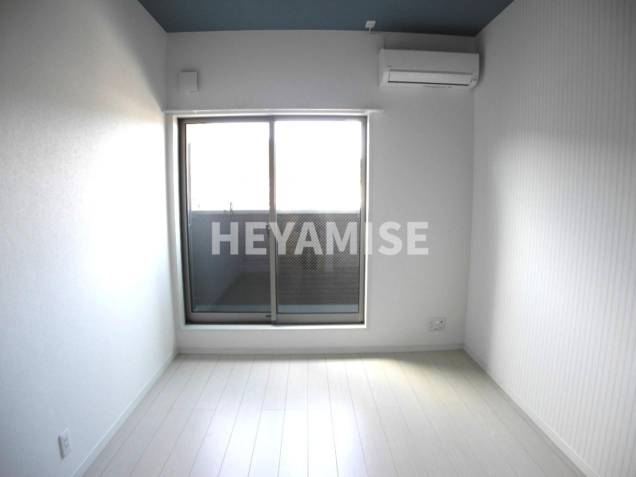 デ・クメール西小路の居間・リビング