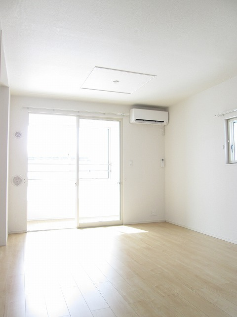 グランド　ソレイユの居間・リビング|居室・リビング