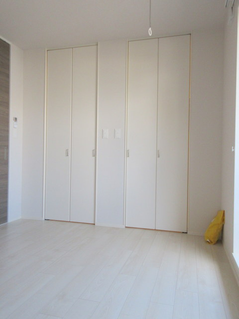 へーベルメゾン豊四季の居間・リビング|★明るいフローリングの室内★