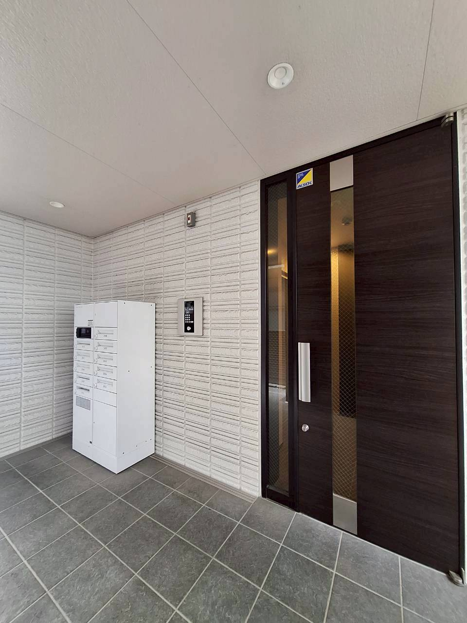 へーベルメゾン豊四季のエントランス|★オートロック付きエントランス★