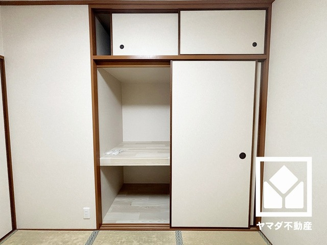 グランドヒル西宮高座台マンションＡ棟の和室|約4.5帖の和室です。押入にはお客様用の座布団や寝具も収納可能です。