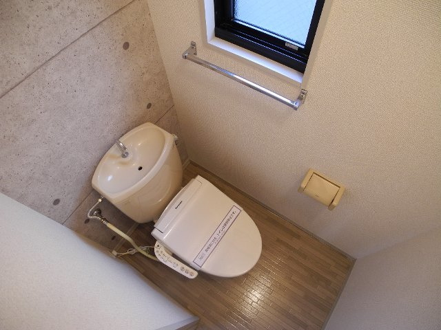 ヴィレスト椿のトイレ|※1階の内装写真です※