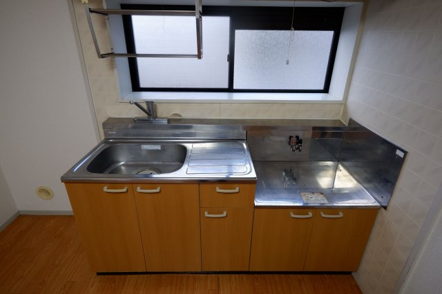 アンビション旭Ｂ棟のキッチン