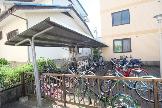 アンビション旭Ｂ棟のその他共用部分|駐輪場