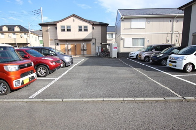 敷地内駐車場！※空き要確認