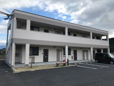 【外観】 | シャルマン | 外観写真（昼）