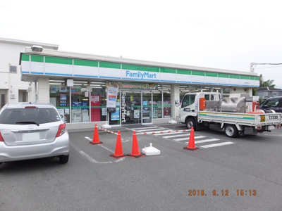 ファミリーマート 小田原中町店まで220ｍ