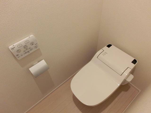 シャブランのトイレ