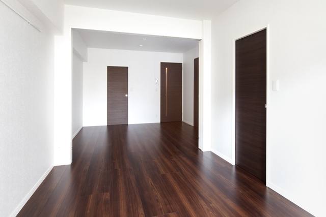 エンクレスト大手門Ⅲの居間・リビング