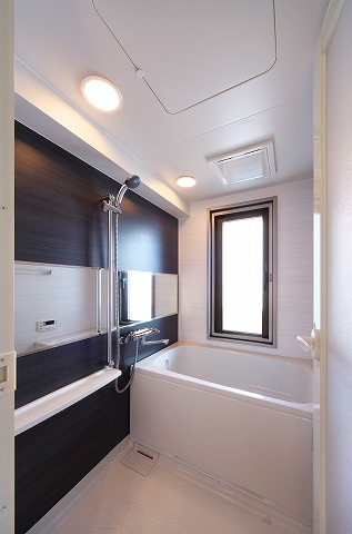 エンクレスト大手門Ⅲの浴室