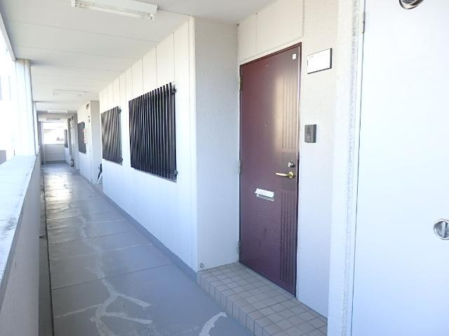 プリネールの玄関|玄関