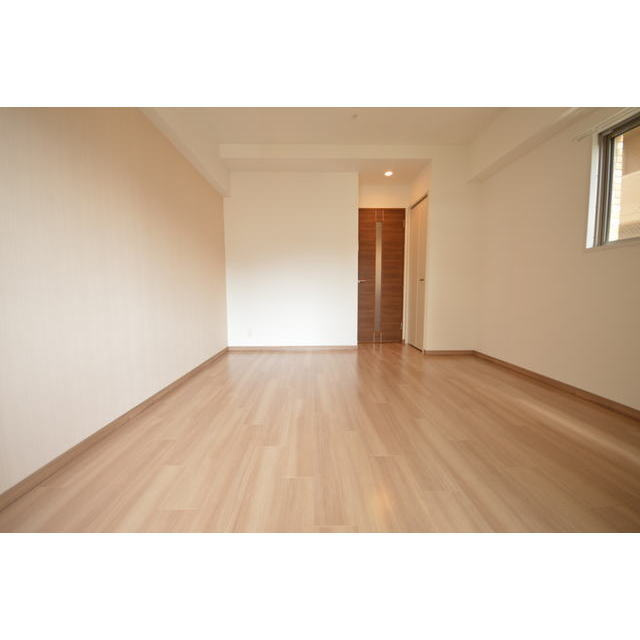 リッツ新大阪の居間・リビング