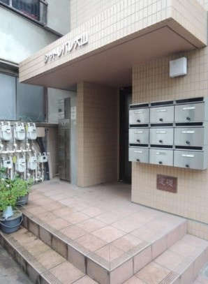 シャトレバレ大山のエントランス