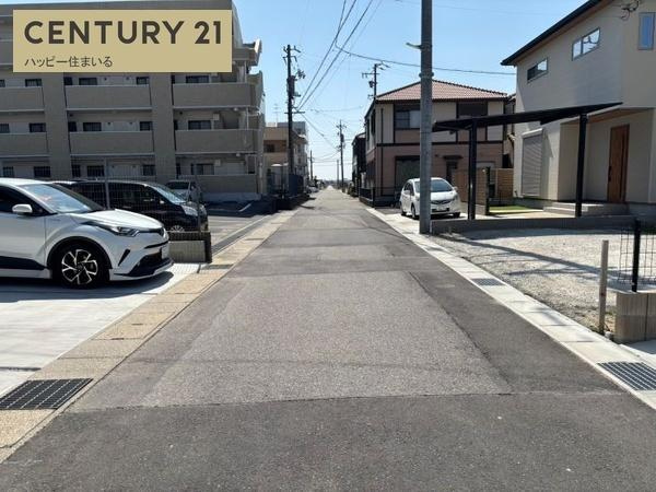 岡崎市北本郷町字野添の売地の前面道路含む現地写真