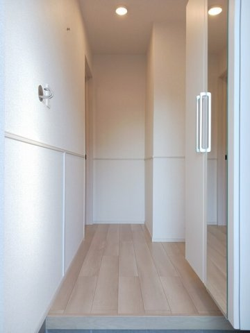 リラクスィング　プレイスの玄関