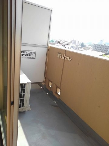 パールヒルズ入江町のバルコニー