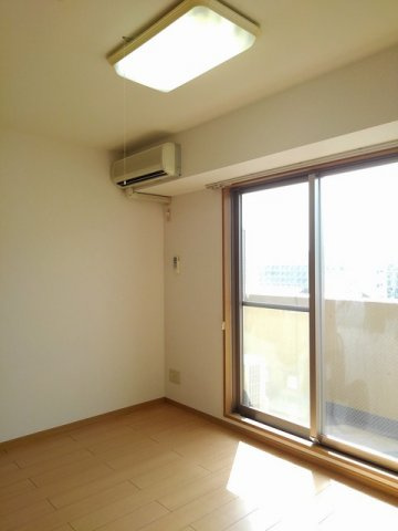 パールヒルズ入江町の居間・リビング