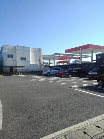 ジェルメ・カーサⅣの駐車場