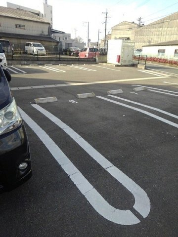 ＢｒｕｎｏⅣの駐車場