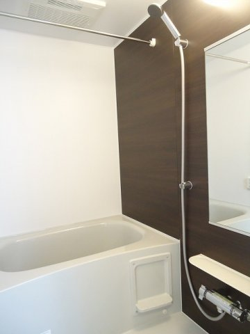 グレイスフル・ユウナⅡの浴室