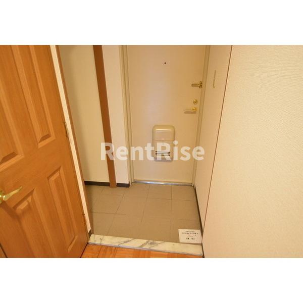 グランデージJUNの玄関