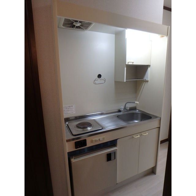 フロンティアⅢ　E棟のキッチン