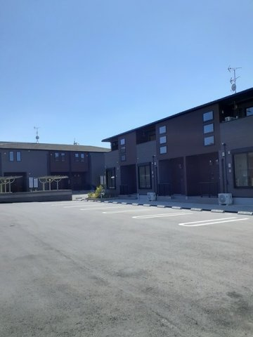 クルールＥの駐車場