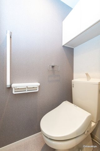 sumikawa（スミカワ）のトイレ|写真は同じ建築会社の近い間取りのものです。参考にご覧下さい。