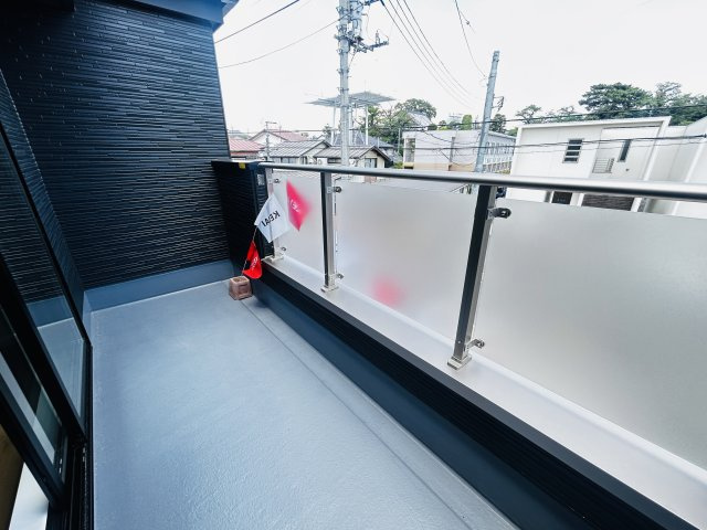 新築　高崎市常盤町1期　１号棟のバルコニー|現地写真　日当たりの良いバルコニーはお洗濯物もよく乾きそうです◎
　