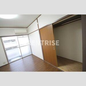 ハイツ北出 A棟のバルコニー