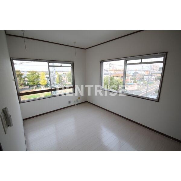 ハイツ北出 A棟のその他