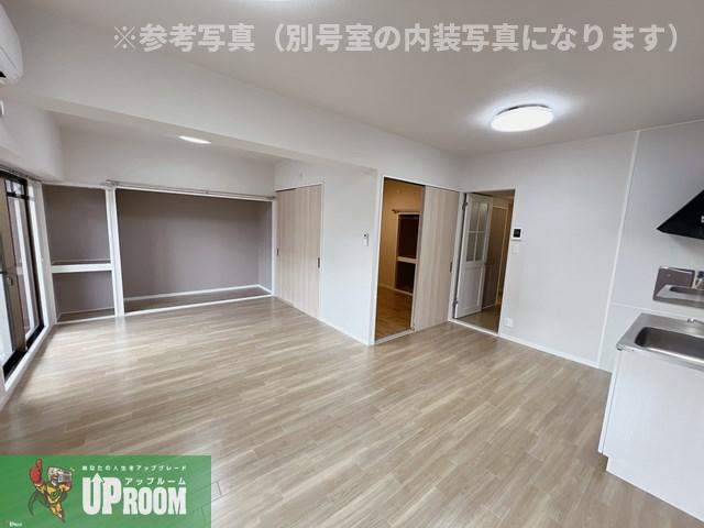グリーンシティ岩倉の居間・リビング