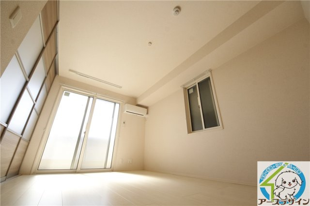 LUCEの居間・リビング|※類似写真