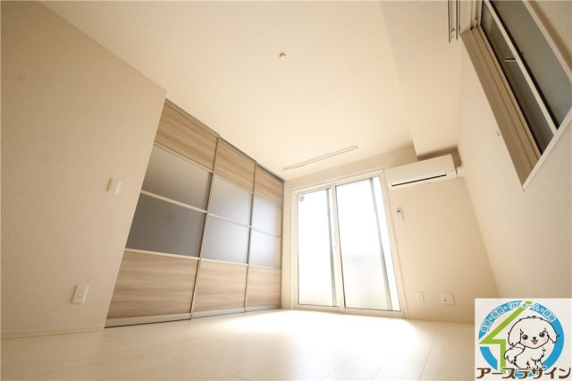 LUCEの居間・リビング|※類似写真