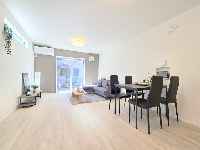 青梅市新町７丁目　新築平家戸建全1棟の居間・リビング