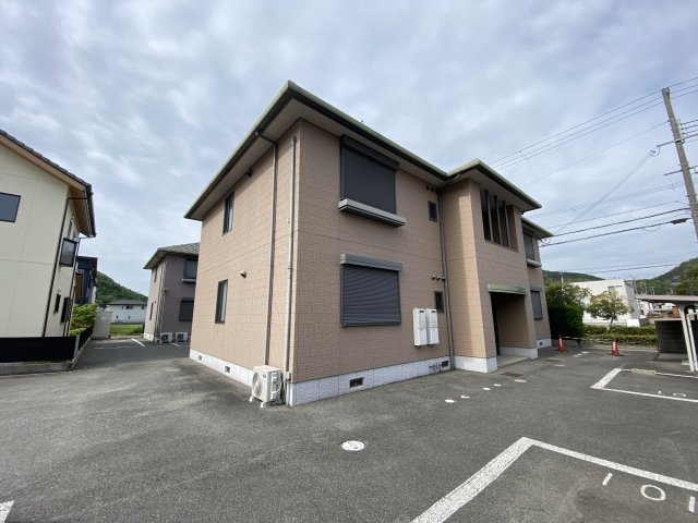 シャーメゾン蒲田Ａ棟の外観