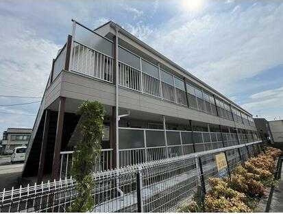 Ｓｕｒｐｌｕｓ　Ｔｗｏ与八杁の外観