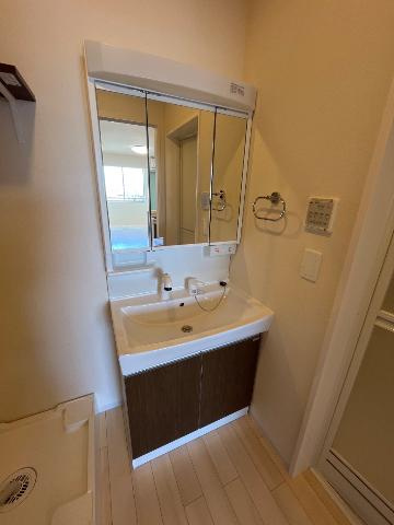 オーシャンアイランドⅡの洗面所|洗髪洗面化粧台