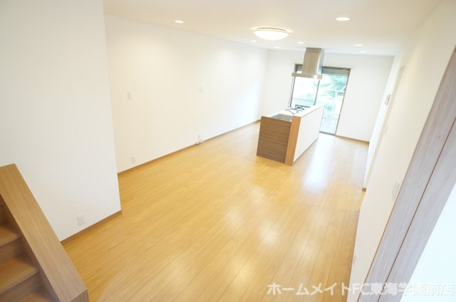 熊本市中央区出水６丁目の一戸建ての居間・リビング