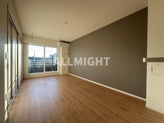 稲城市東長沼の賃貸マンションの居間・リビング|別部屋参考写真