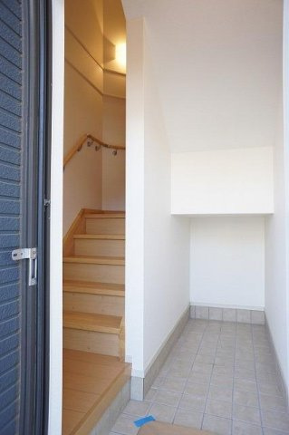 コズカ　アロッジオの玄関