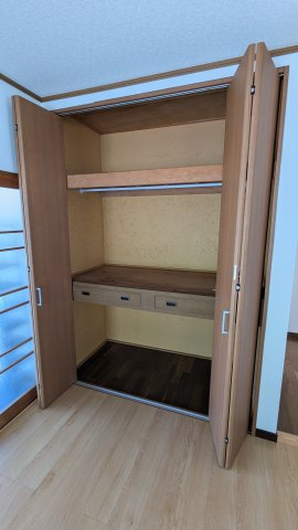 杉戸貸家の収納